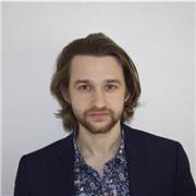 Étudiant en deuxième année de master d'histoire, je propose mes services dans le but de financer mes études.